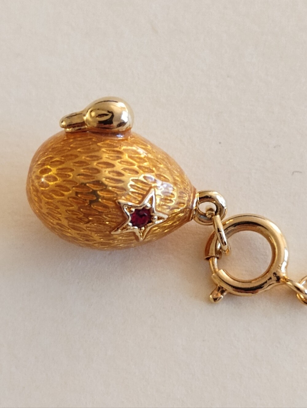 Vintage Joan Rivers Gold-Colored Enamel Duck Charm with Gold-Tone Extender Chain